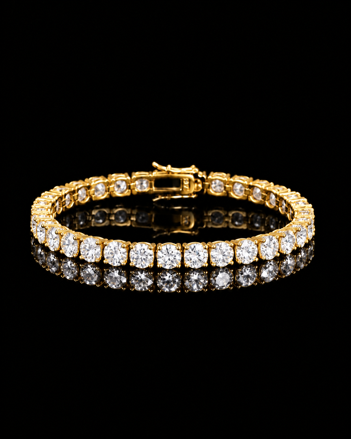 Tennis Chain Bracelet vergoldet auf schwarzem Grund