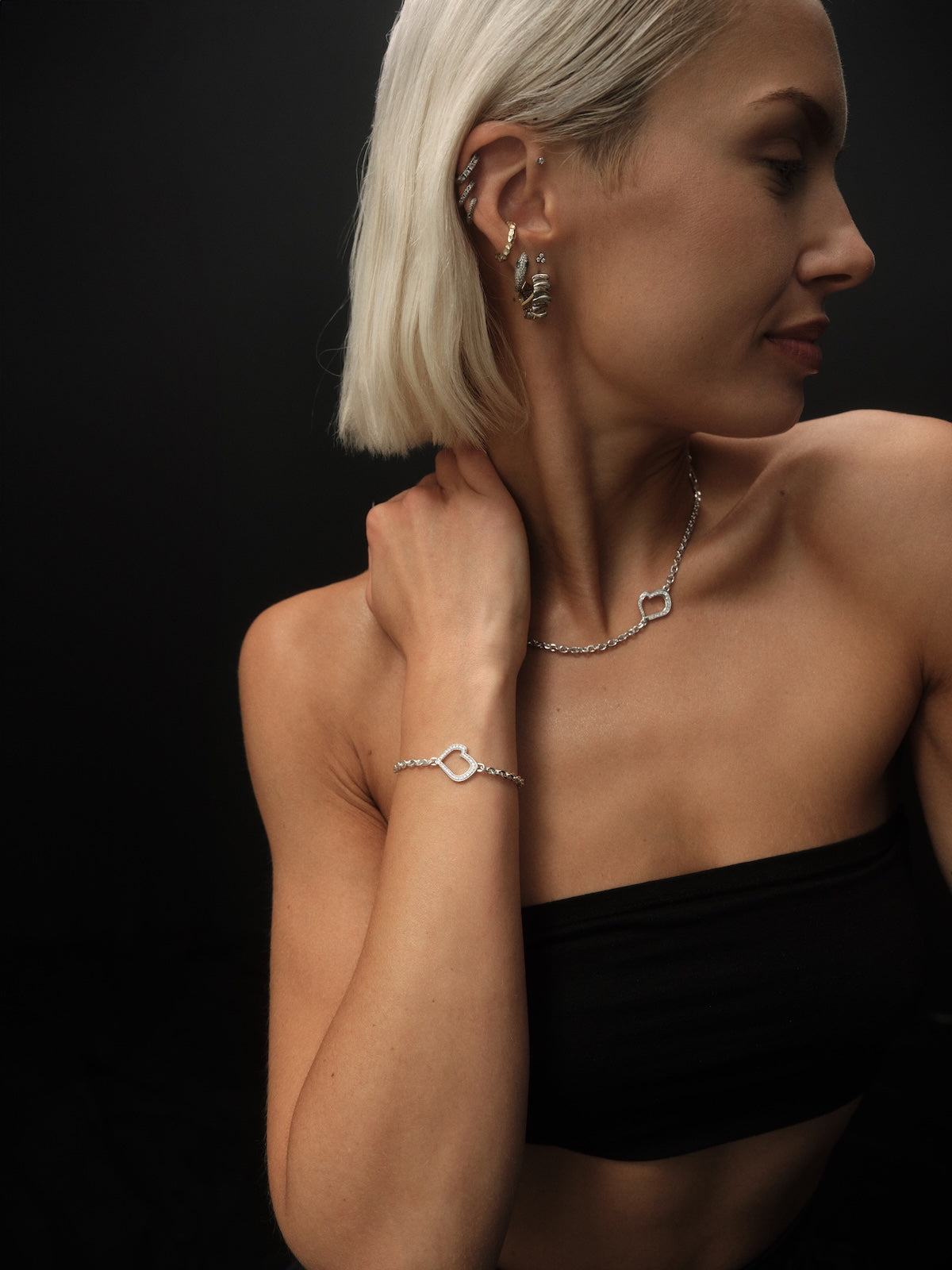 TRI HEART CHAIN SHORT